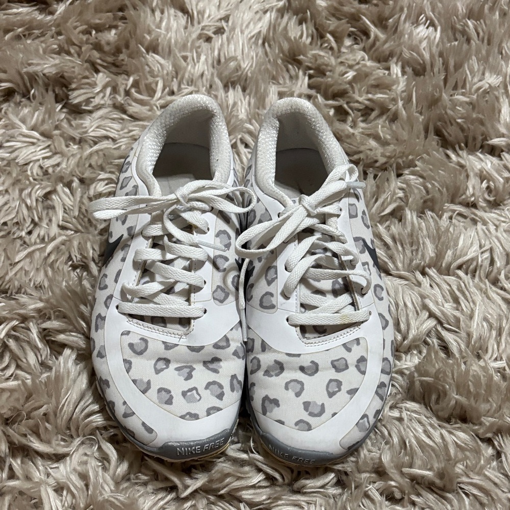 Nike Women’s White and Gray Leopard Sneakers